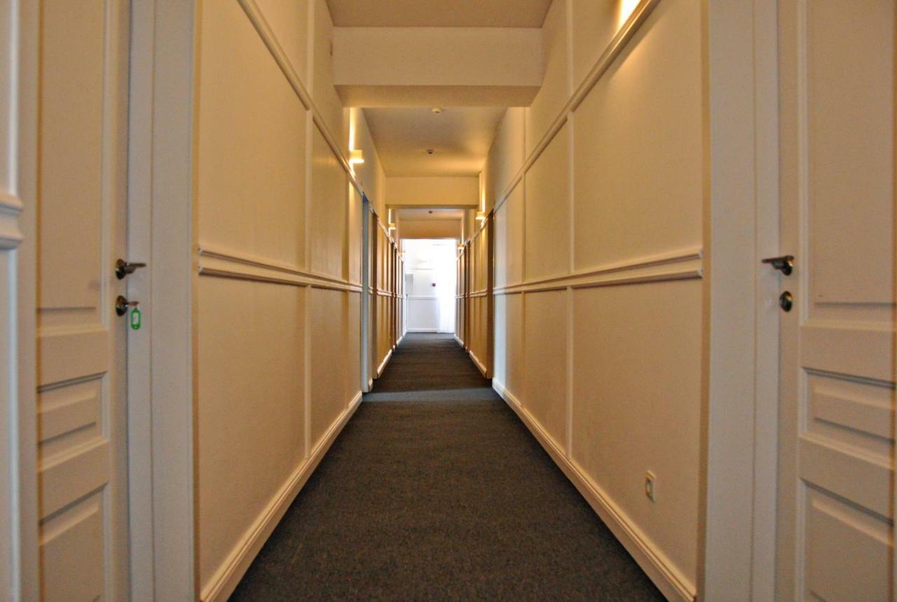 Medelean Hotel Comrat 외부 사진
