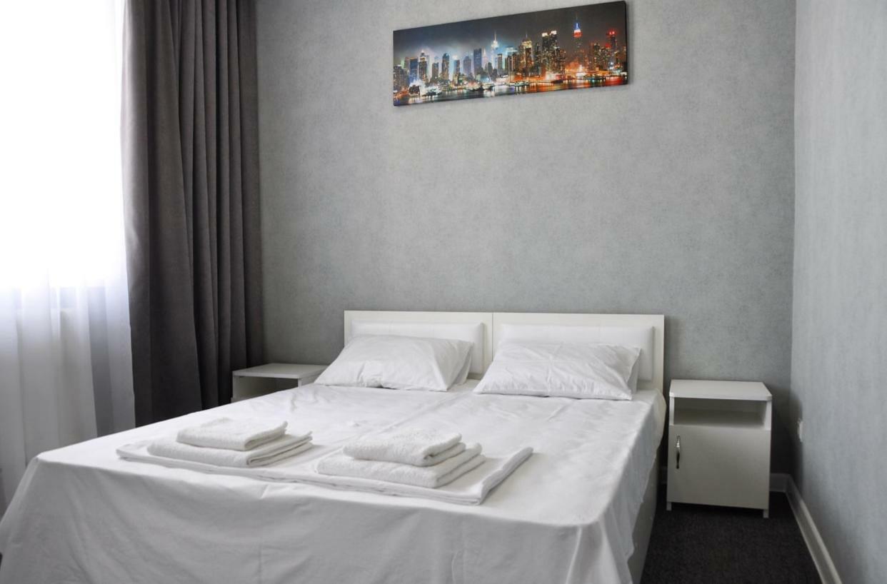 Medelean Hotel Comrat 외부 사진