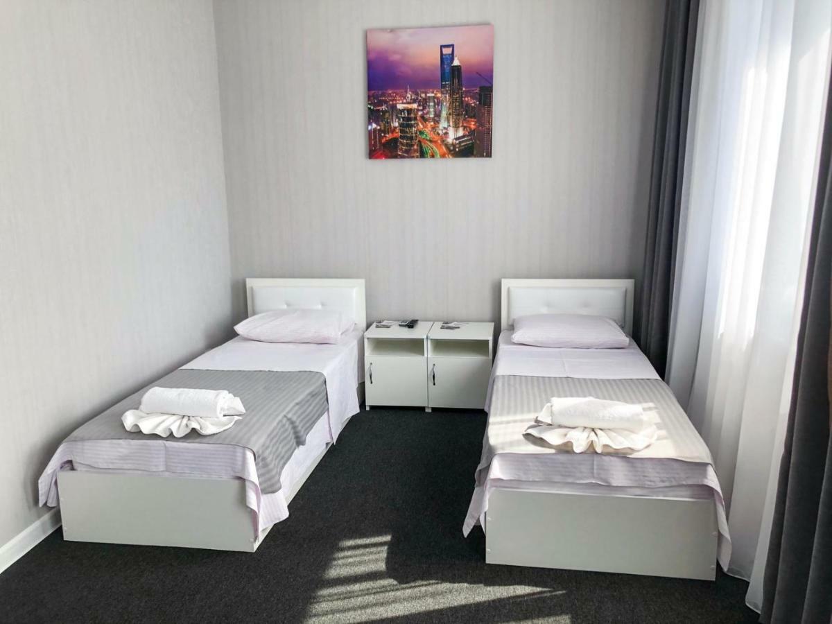 Medelean Hotel Comrat 외부 사진