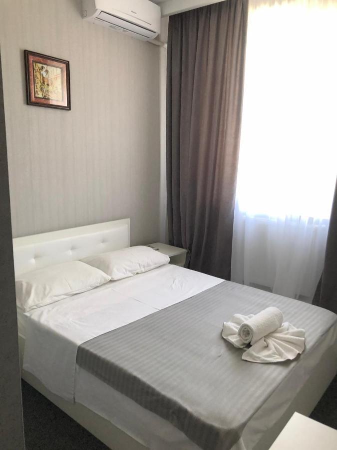 Medelean Hotel Comrat 외부 사진
